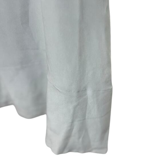 Everlane 100% Silk V-neck Tank, Gray, Career, Cocktails, Evening, Event, S - Picture 7 of 9